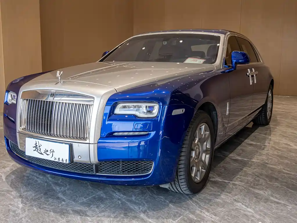 Rolls-Royce Ghost 2014 — фото 1
