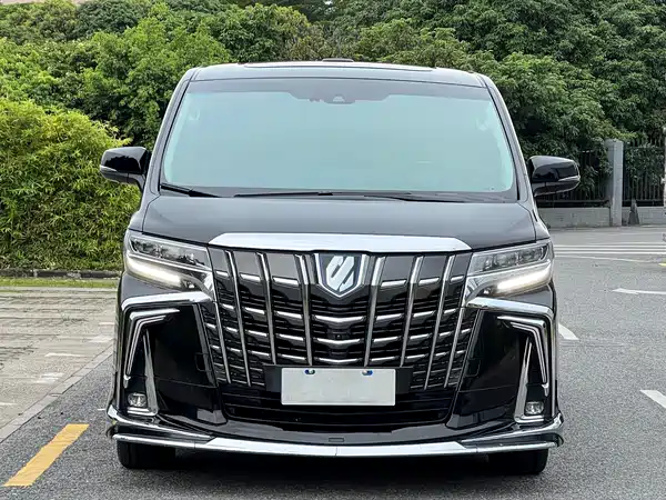 Toyota Alphard 2021