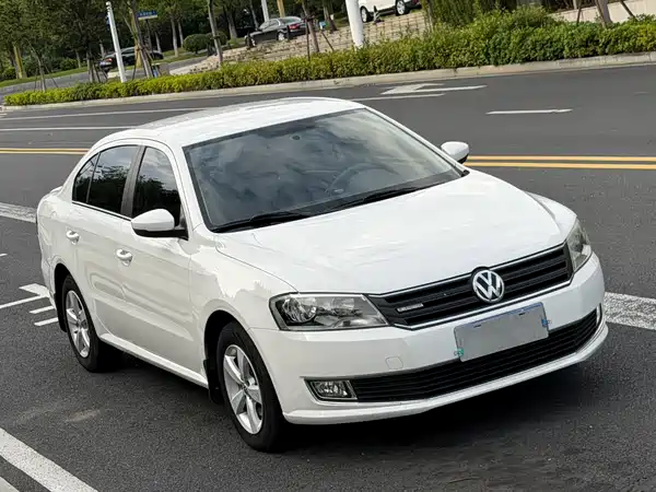 Volkswagen Lavida 2014