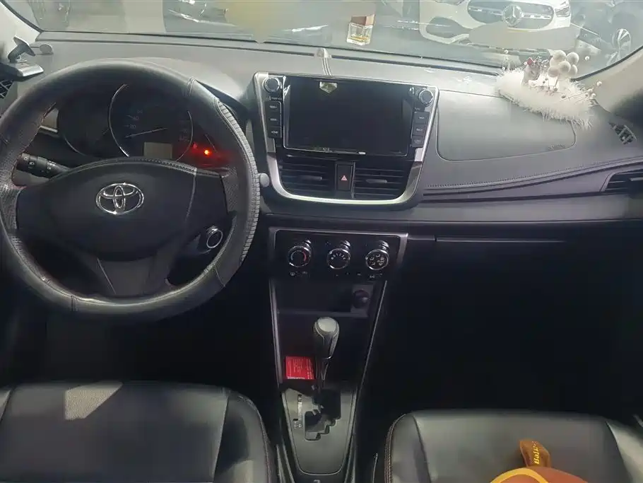 Toyota Vios 2017 — фото 12