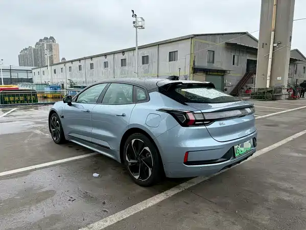 Zeekr 001 2021
