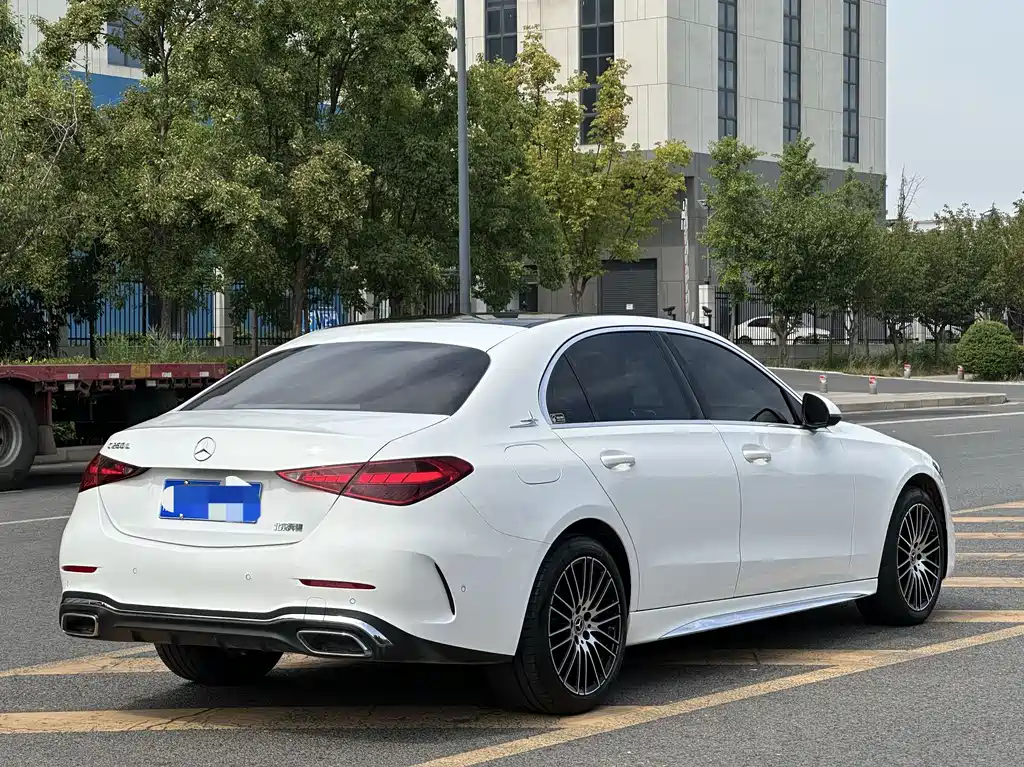Mercedes-Benz C-Class 2022 — фото 16