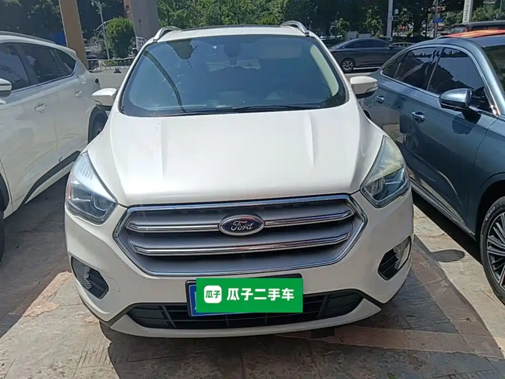 Ford Kuga 2018 — фото 3