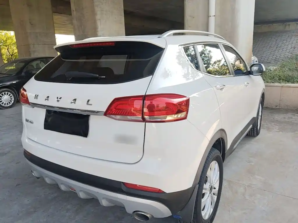 Haval H2s 2017 — фото 7