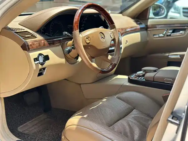 Mercedes-Benz S-Class 2008