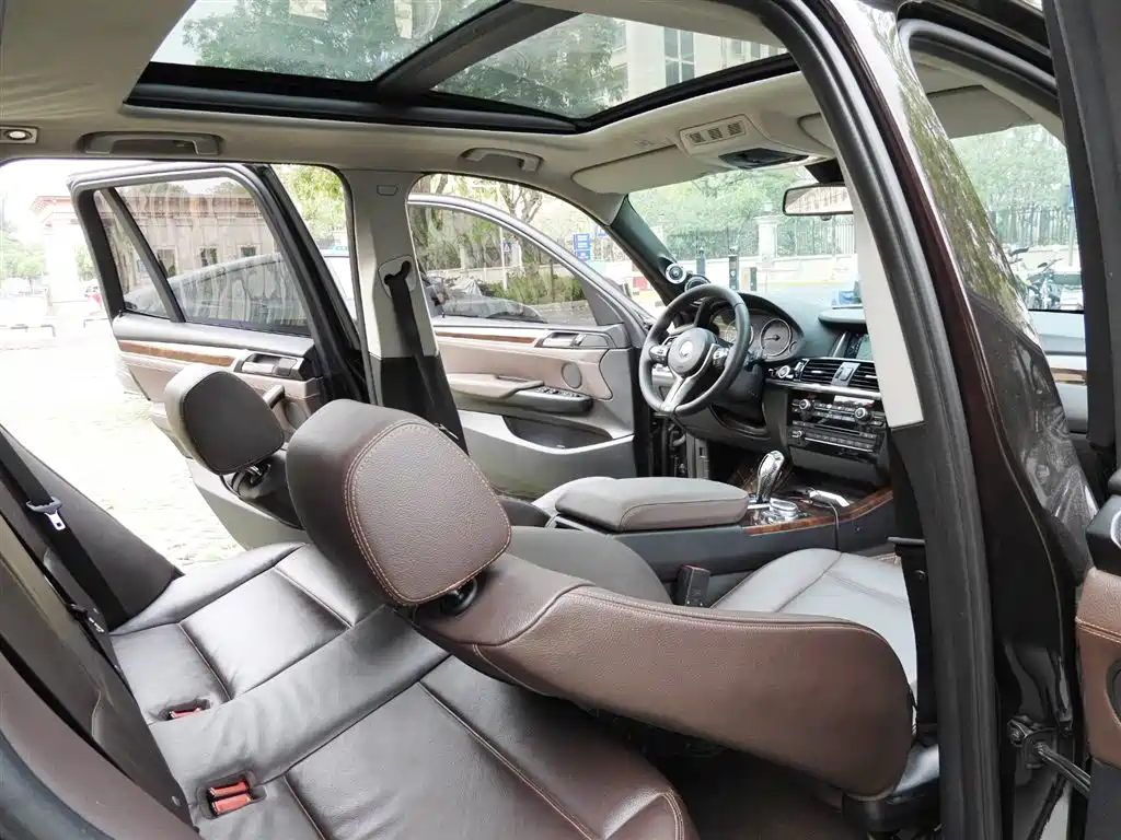 BMW X3 2015 — фото 11