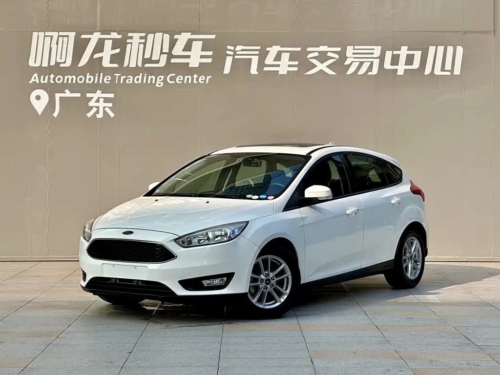 Ford Focus 2018 — фото 1