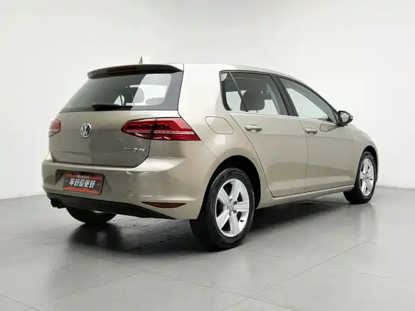 Volkswagen Golf 2014