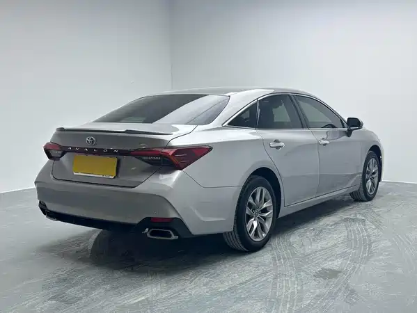 Toyota Avalon 2021