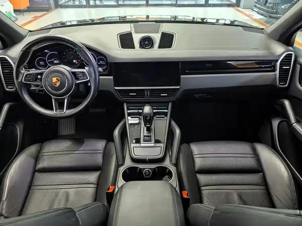 Porsche Cayenne 2019