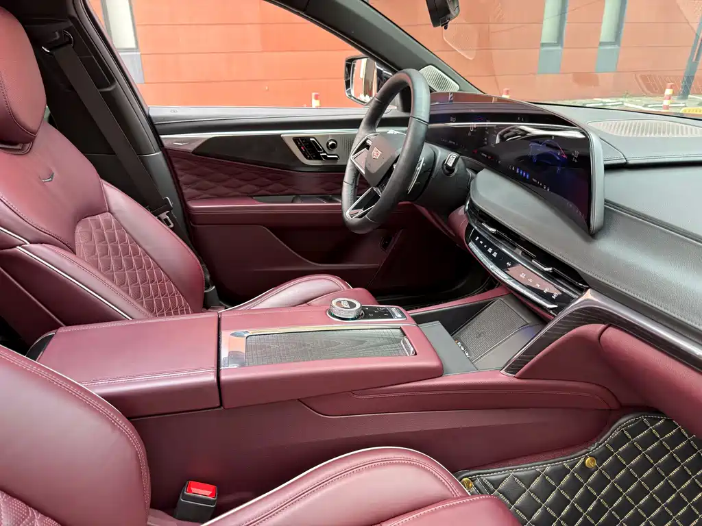 Cadillac CT6 2024 — фото 12