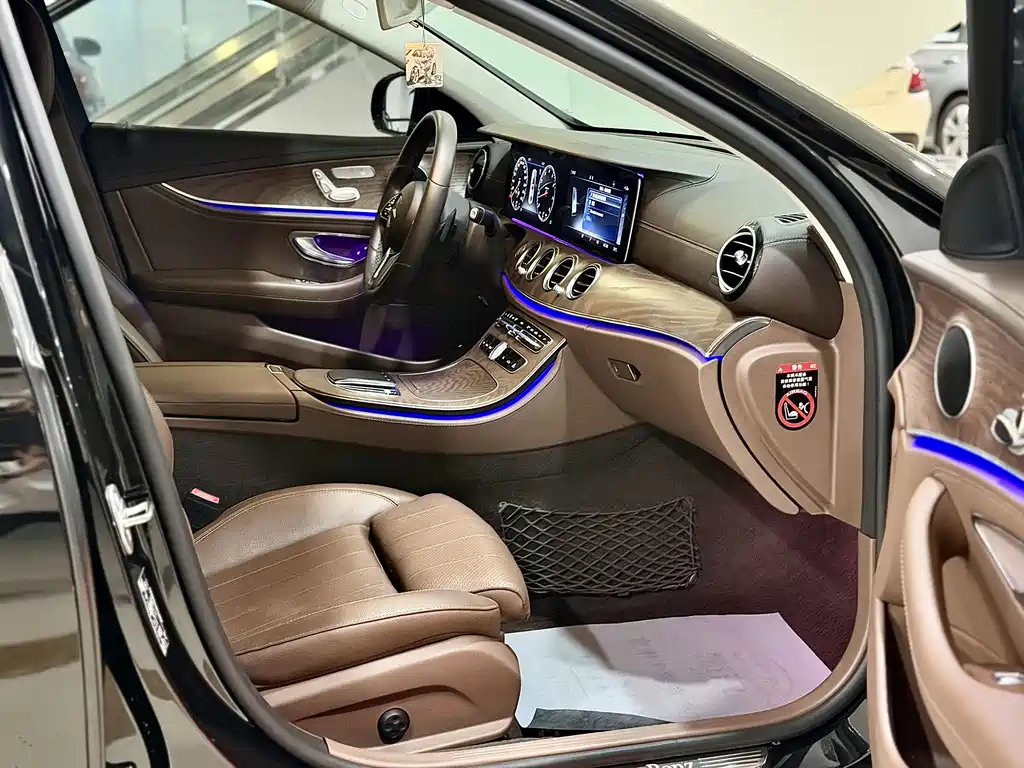 Mercedes-Benz E-Class 2019 — фото 5