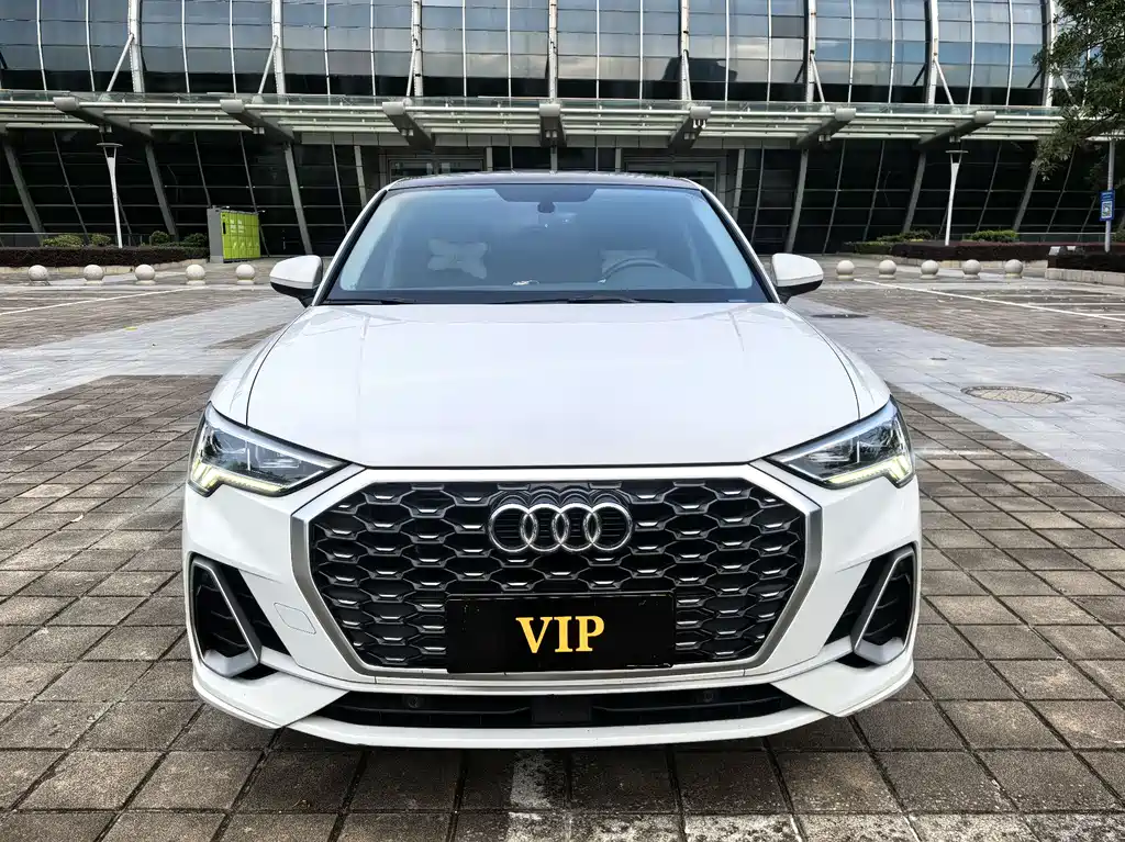 Audi Q3 Sportback 2021 — фото 2