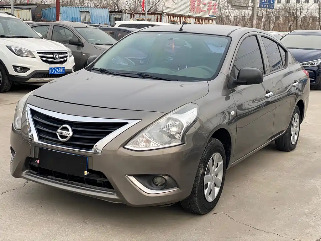 Nissan Sunny 2016 — фото 1
