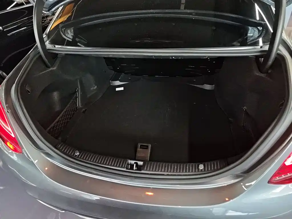 Mercedes-Benz C-Class 2020 — фото 15