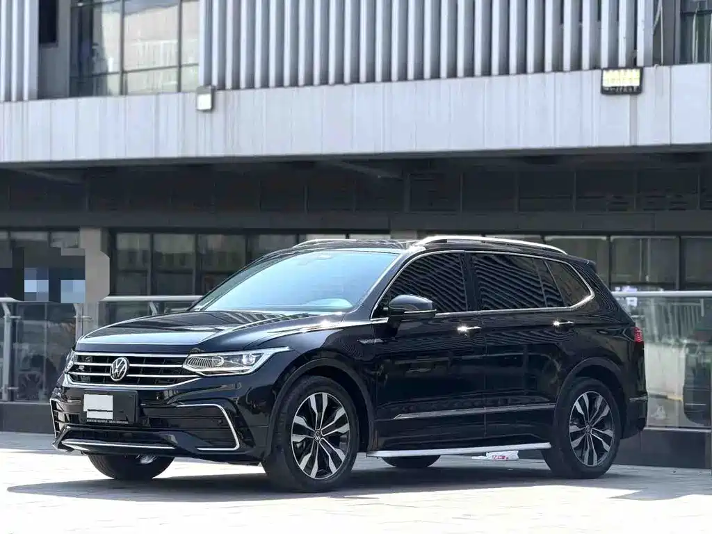 Volkswagen Tiguan L 2023