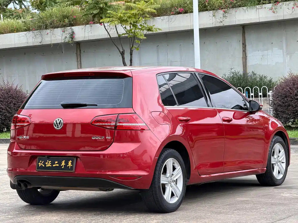 Volkswagen Golf 2014