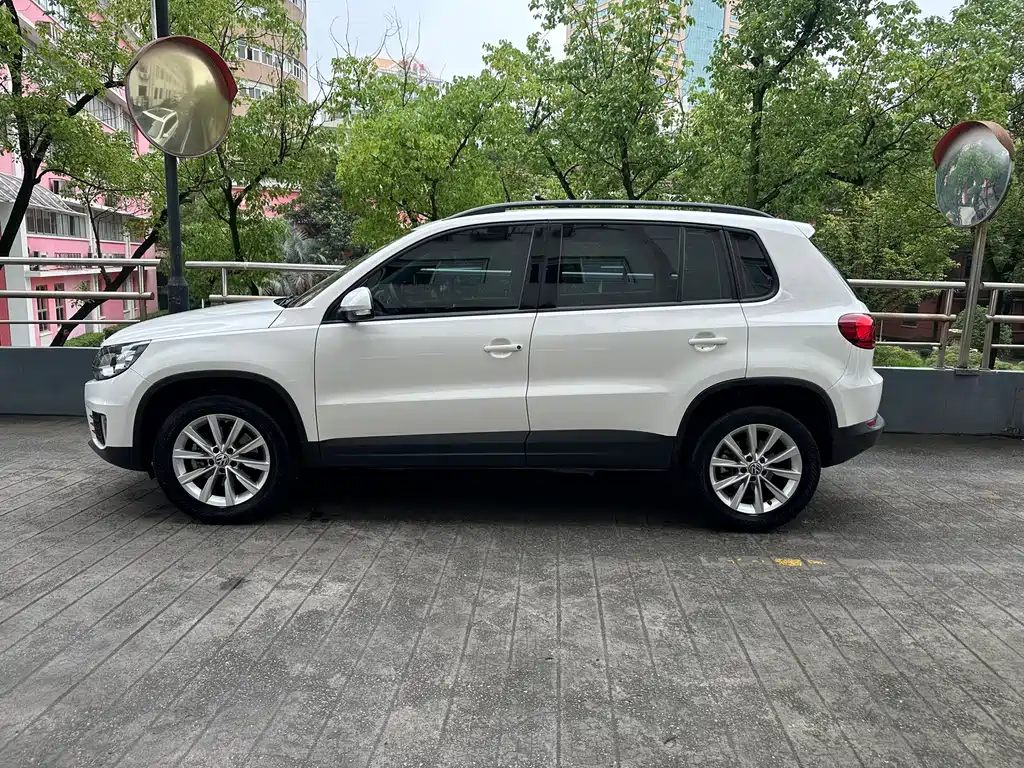 Volkswagen Tiguan 2017 — фото 3
