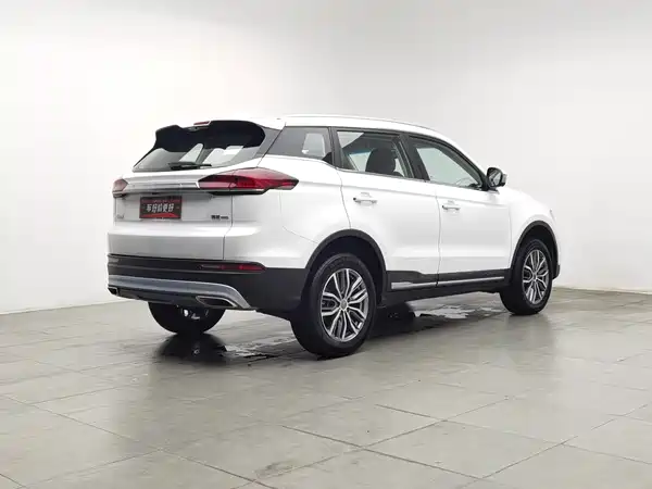 Geely Boyue 2021