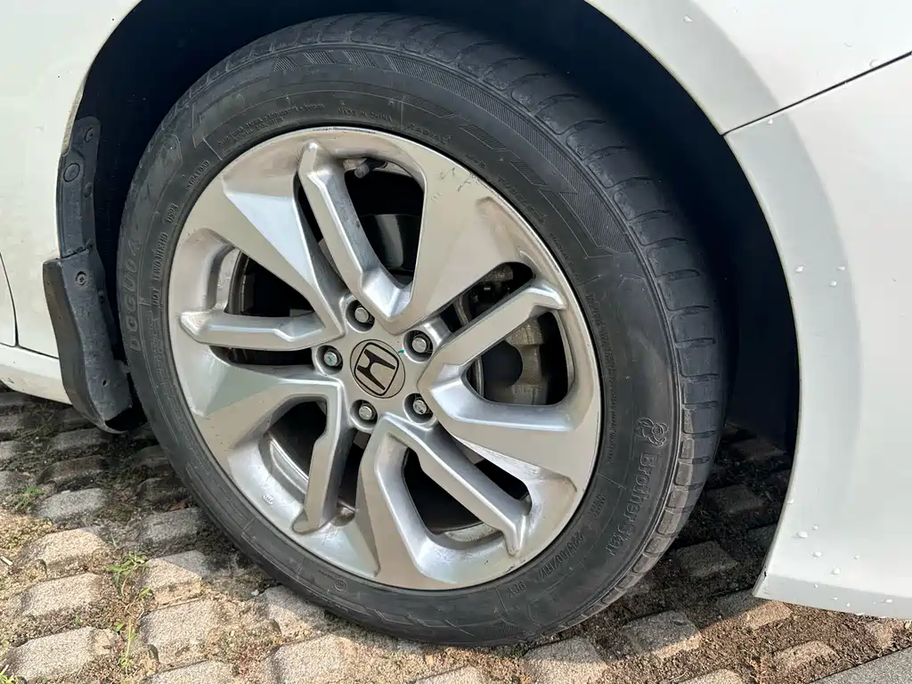 Honda Accord 2020 — фото 16