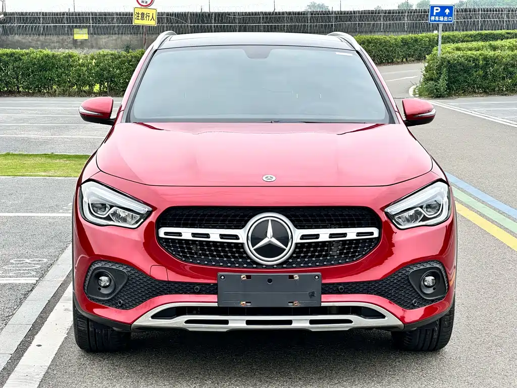 Mercedes-Benz GLA 2020