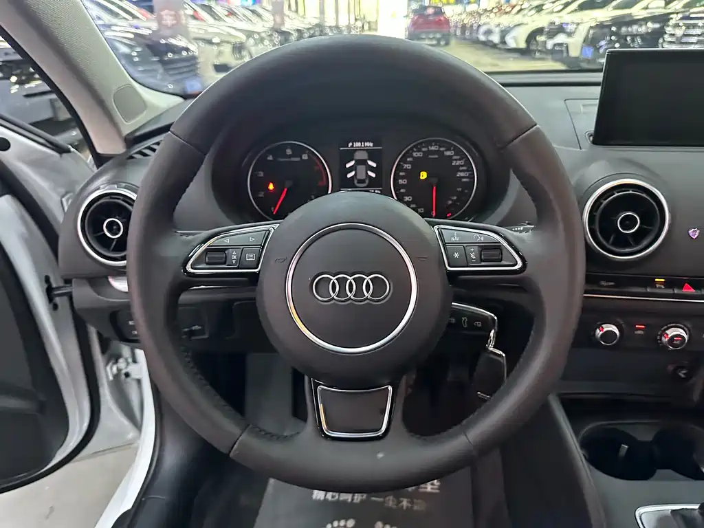 Audi A3 2016 — фото 13