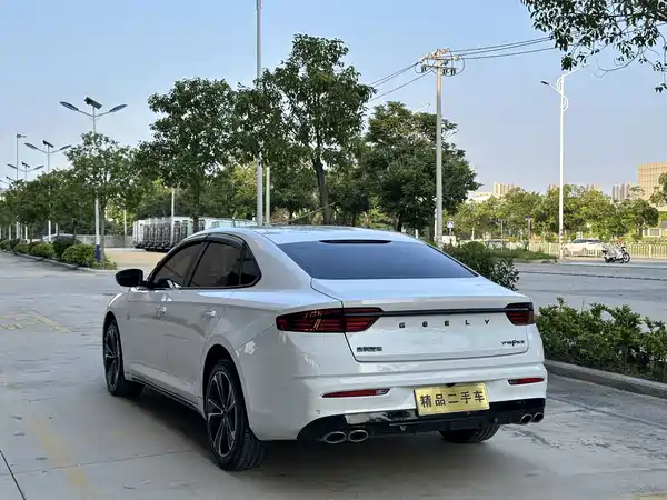 Geely Xingrui 2022