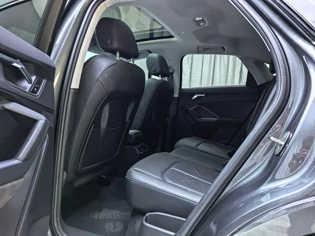 Audi Q3 Sportback 2022 — фото 10