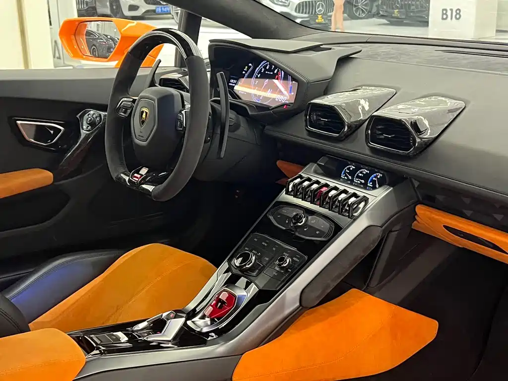 Lamborghini Huracan 2016 — фото 12