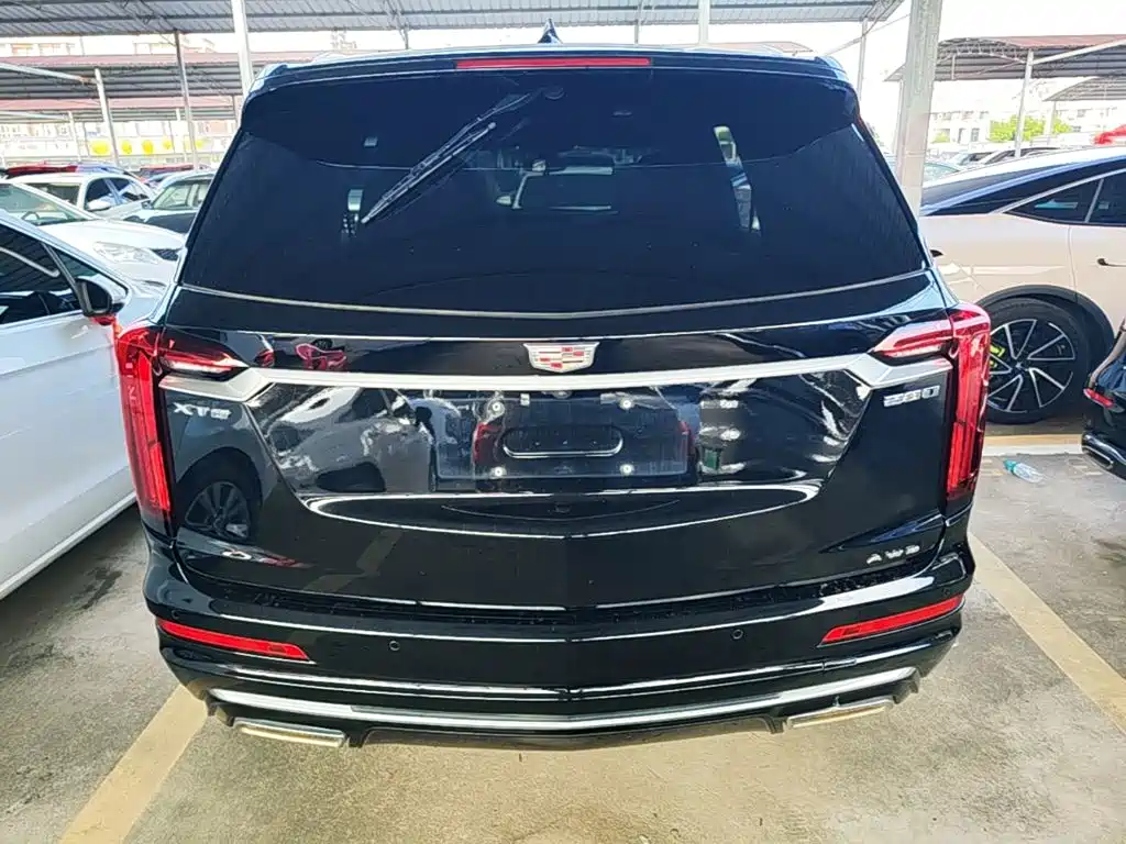 Cadillac XT6 2021 — фото 6