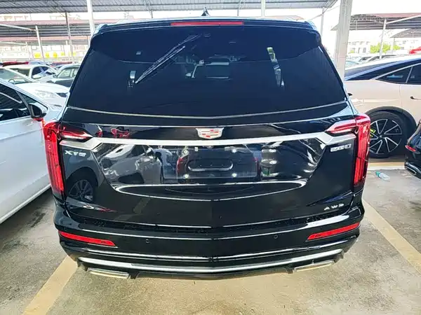 Cadillac XT6 2021