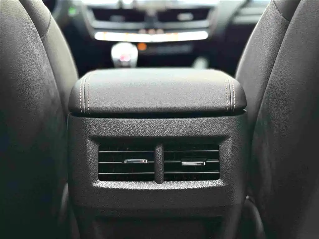 Cadillac CT5 2020 — фото 20