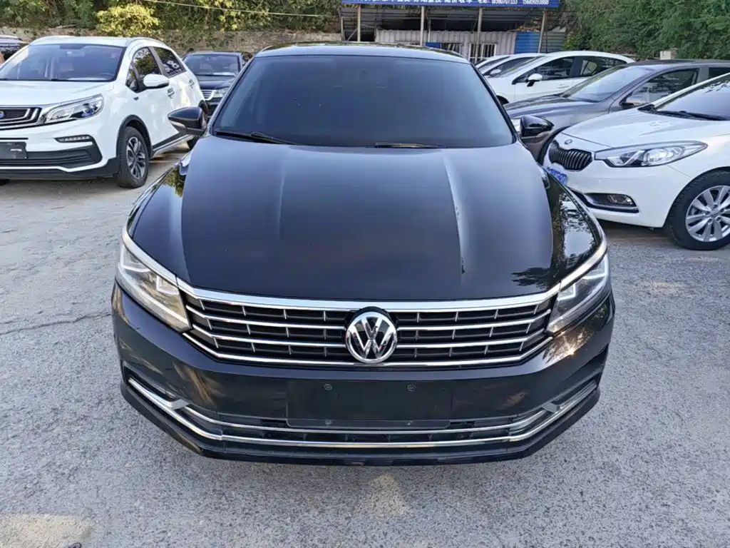 Volkswagen Passat 2018 — фото 3