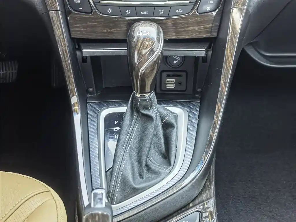 Buick Excelle 2019 — фото 13