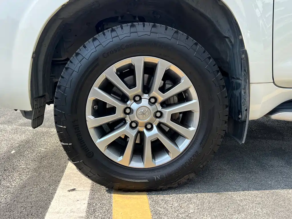 Toyota Prado 2018 — фото 25