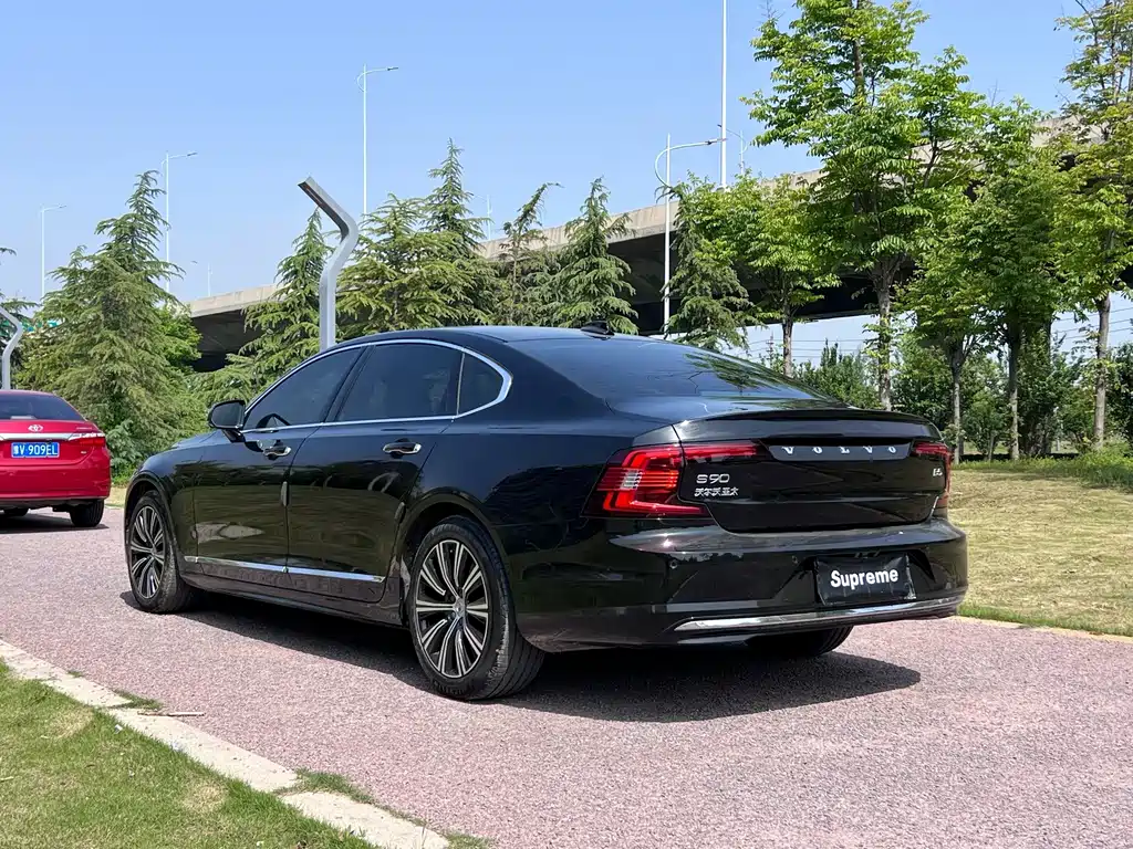 Volvo S90 2023 — фото 10