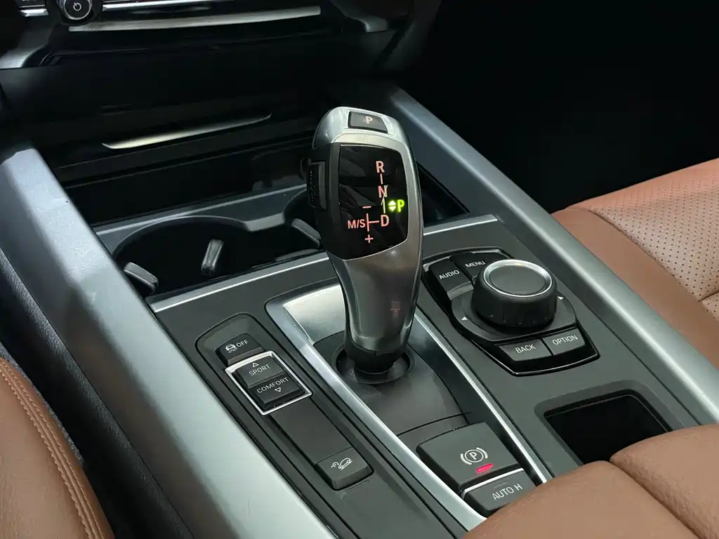 BMW X5 2019 — фото 17