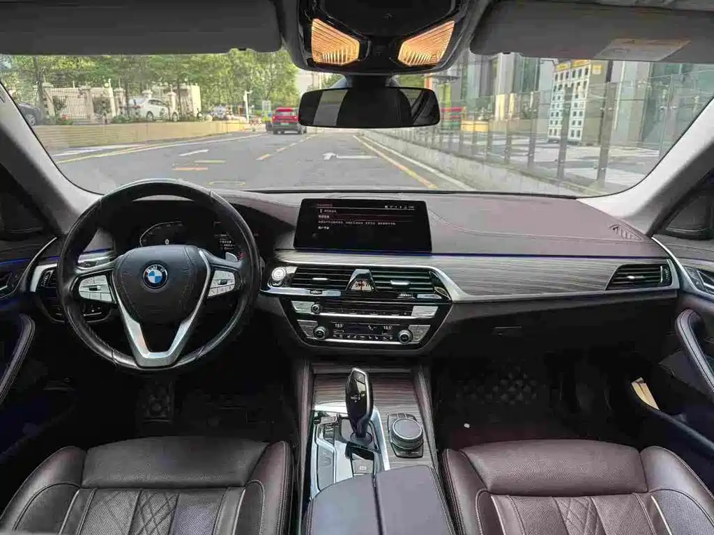 BMW 5 Series 2020
