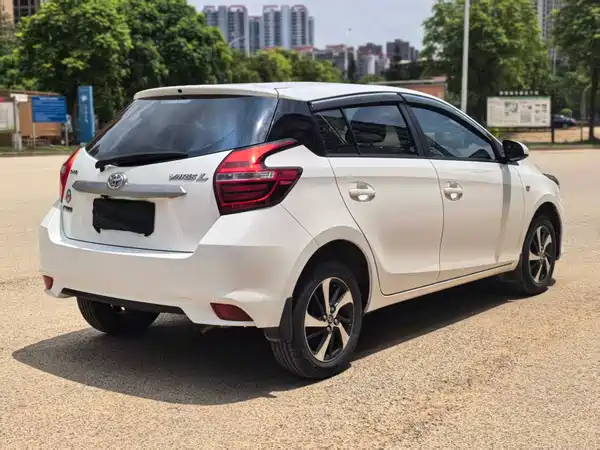 Toyota Yaris L 2019