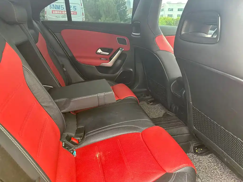 Mercedes-Benz CLA AMG 2023 — фото 7