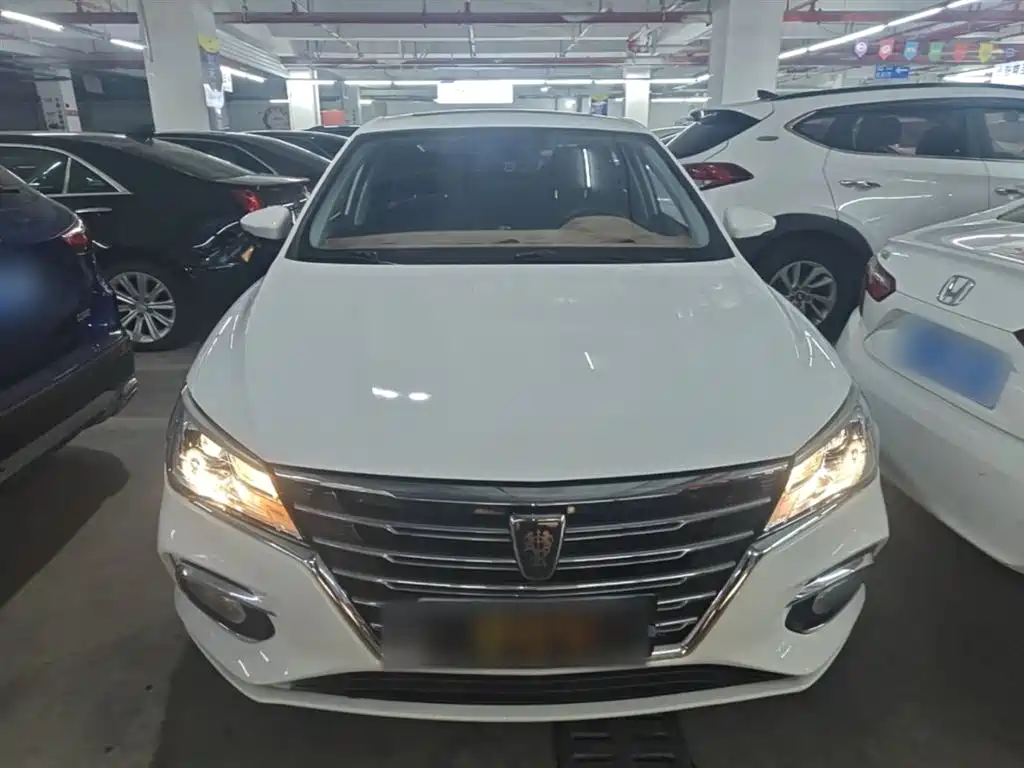 Roewe i5 2020 — фото 3