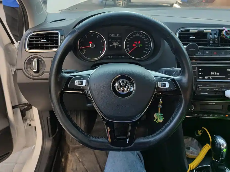 Volkswagen Polo 2018 — фото 15