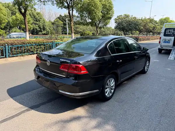 Volkswagen Magotan 2015