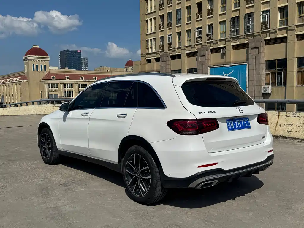 Mercedes-Benz GLC 2020 — фото 17