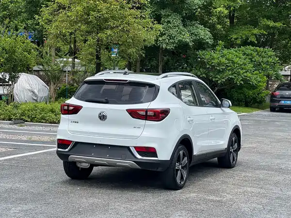 MG ZS 2017