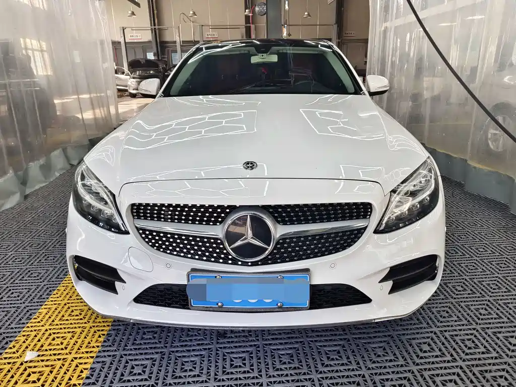 Mercedes-Benz C-Class 2019