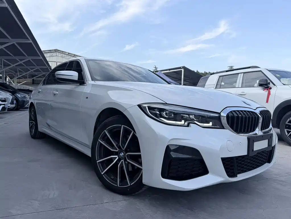 BMW 3 Series 2022