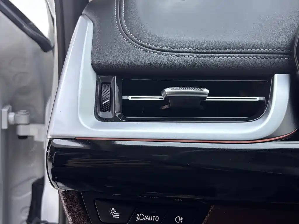 BMW X1 2023 — фото 12