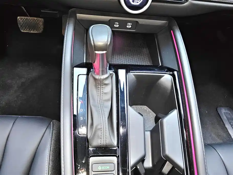 Honda Accord 2024 — фото 16