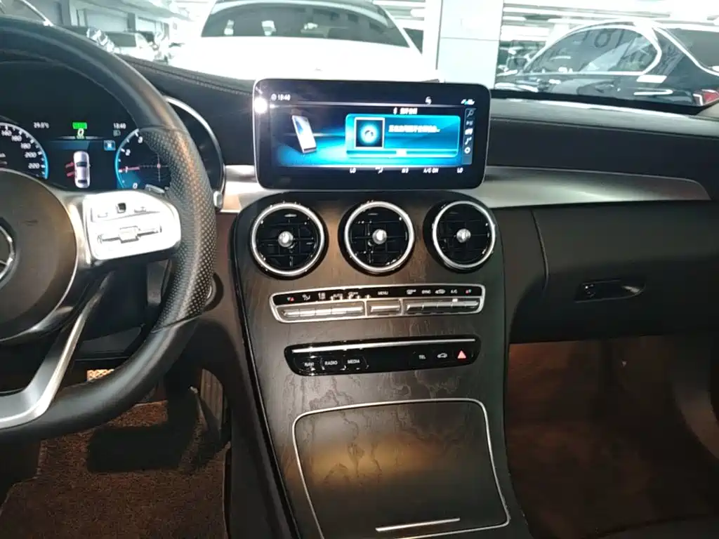 Mercedes-Benz C-Class 2020 — фото 13